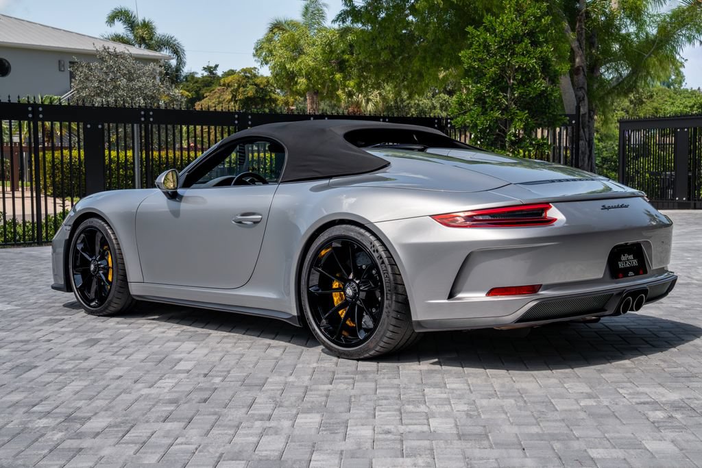 Used 2019 Porsche 911 Speedster RWD image 94
