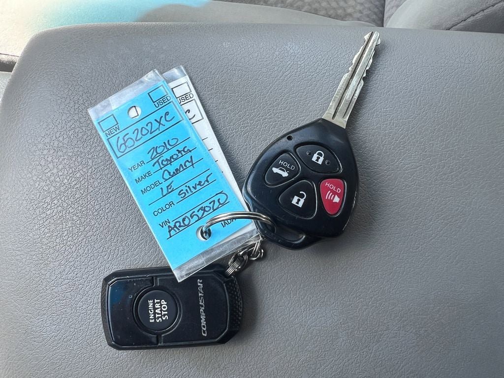 Used 2010 Toyota Camry LE FWD image 29