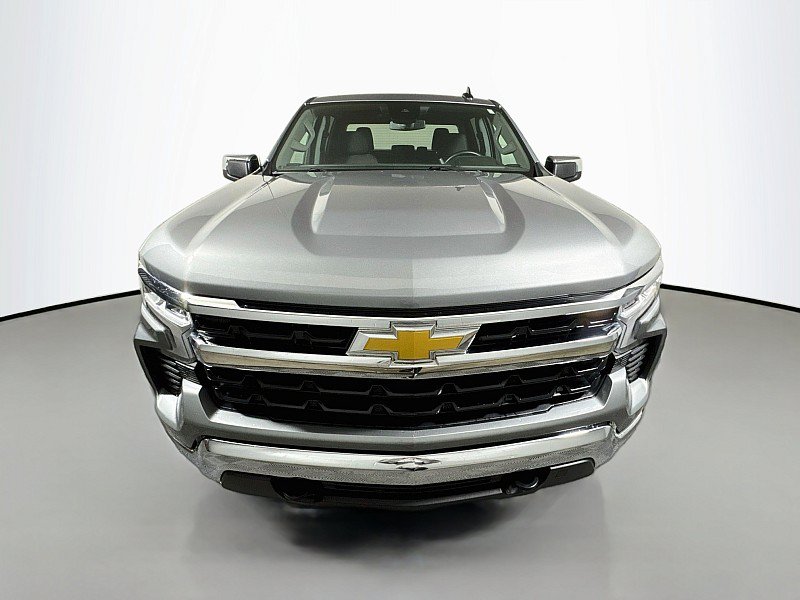 Used 2023 Chevrolet Silverado 1500 LT AWD/4WD image 2