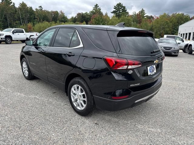 Used 2024 Chevrolet Equinox LT AWD/4WD image 3