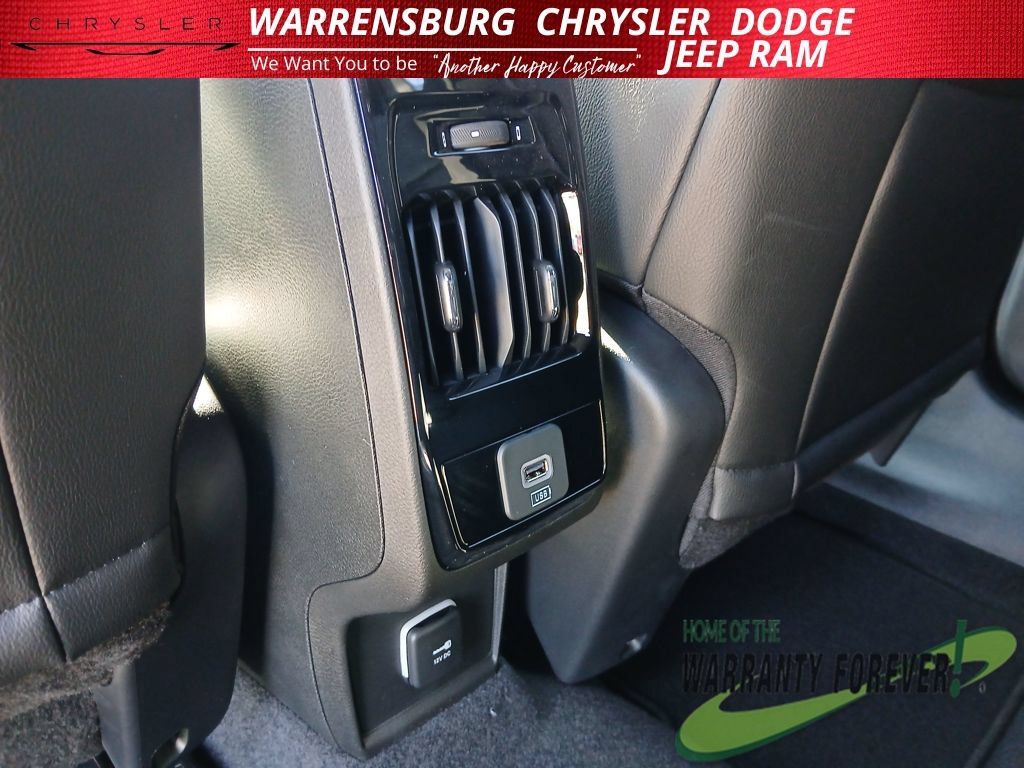 New 2026 Jeep Compass Latitude AWD/4WD image 14