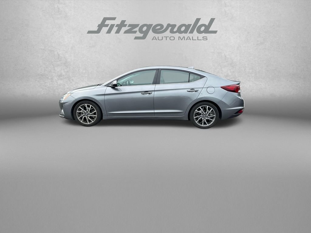 Used 2019 Hyundai Elantra Limited w/ Cargo Package FWD image 5