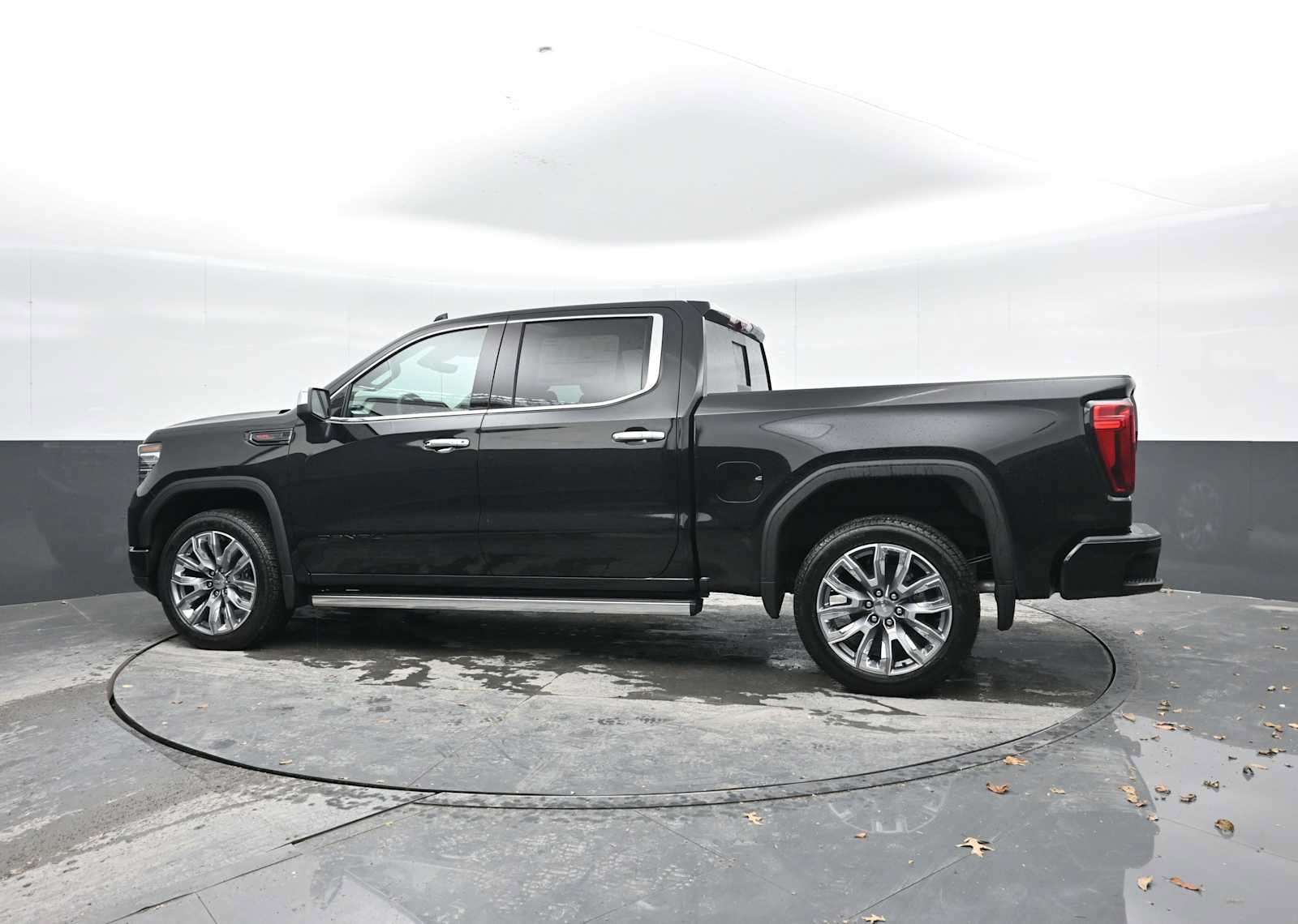 New 2026 GMC Sierra 1500 Denali AWD/4WD image 2