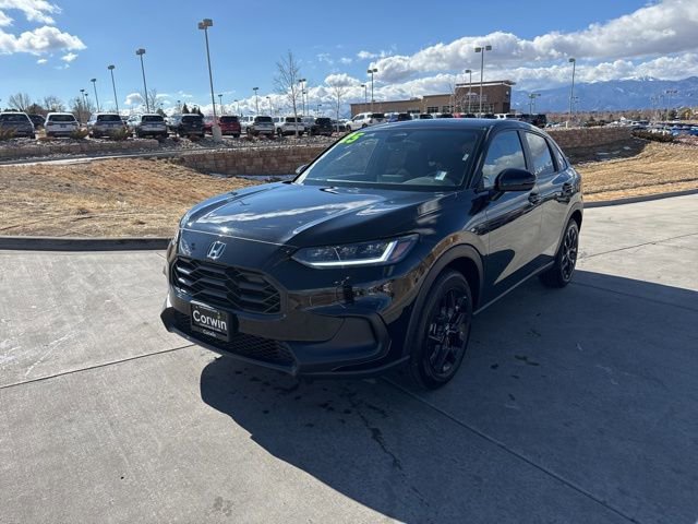 Used 2025 Honda HR-V Sport image 3