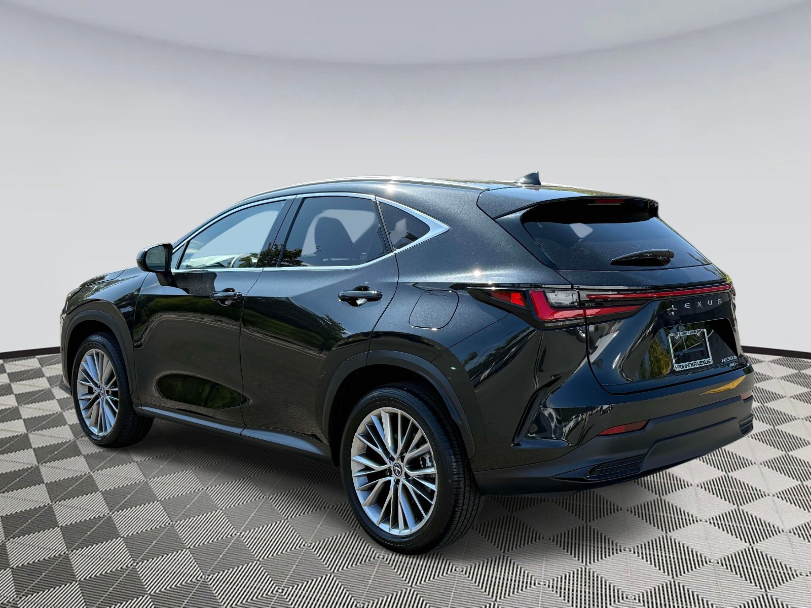 Used 2024 Lexus NX 350h AWD w/ Vision Package image 4