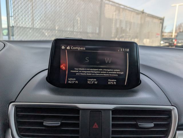 Used 2018 MAZDA MAZDA3 Sport image 16