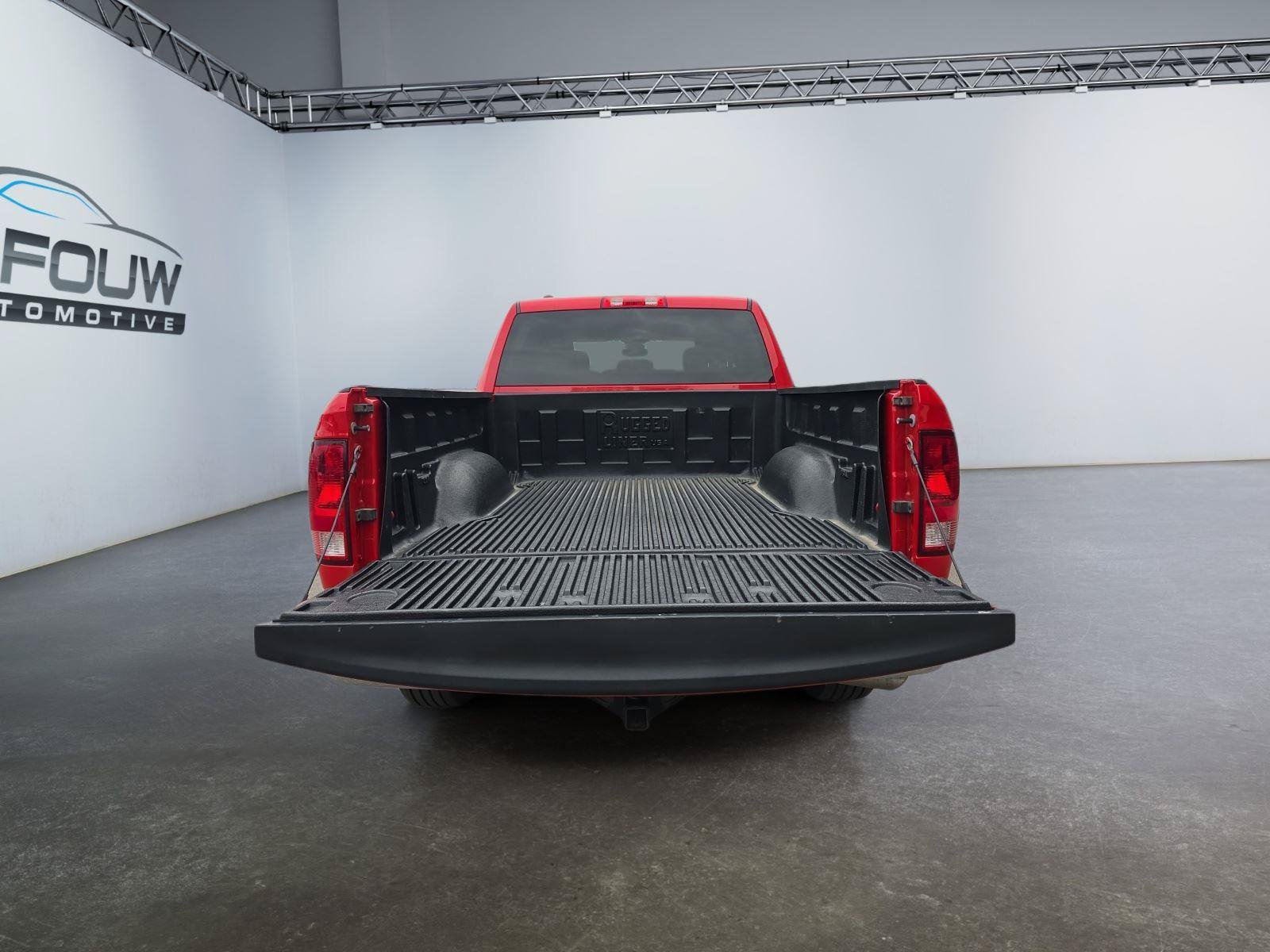 Used 2023 RAM 1500 Classic SLT AWD/4WD image 20
