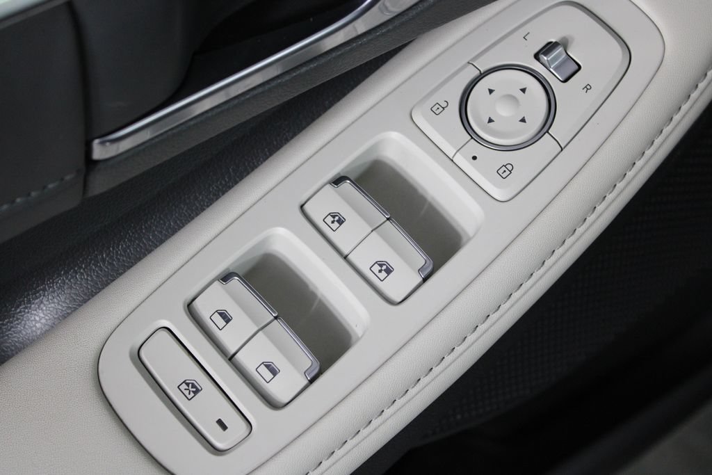 Certified 2023 Hyundai Sonata Limited FWD image 24