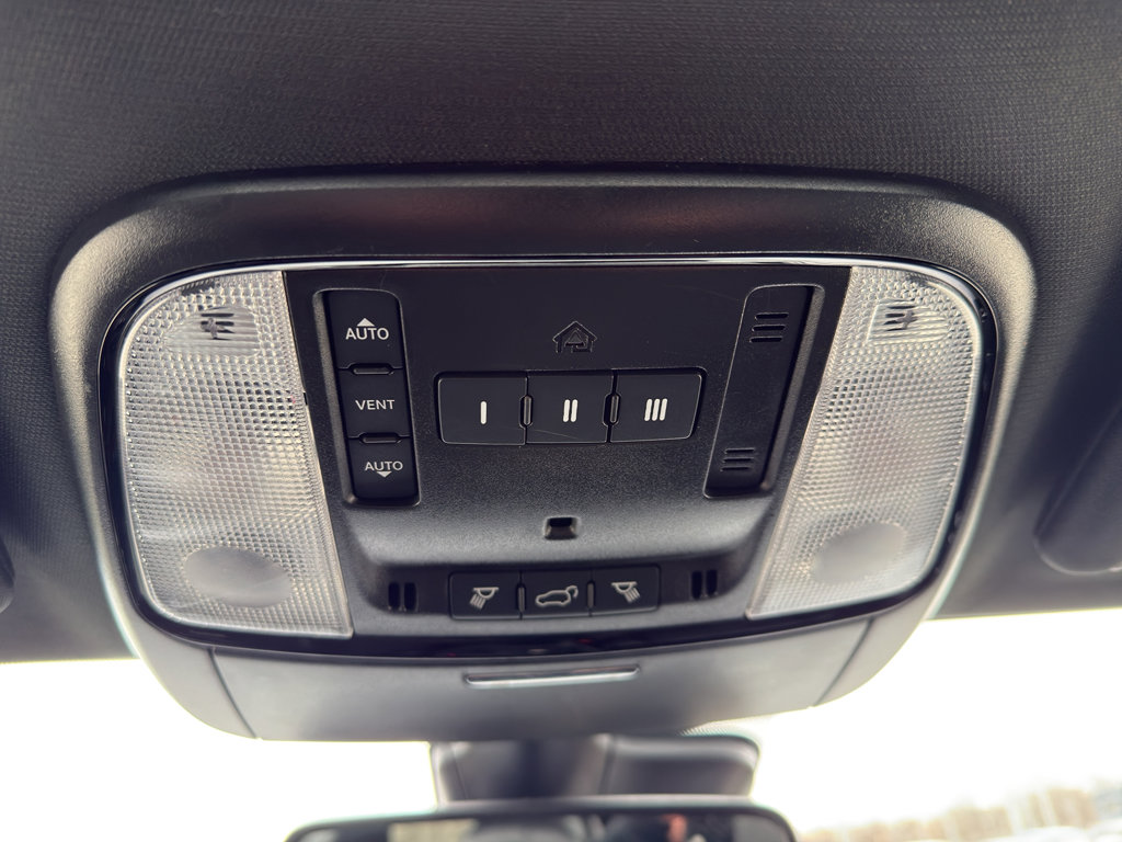 Used 2024 Dodge Durango GT image 24