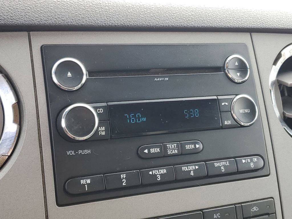 Used 2015 Ford F250 XLT w/ FX4 Off-Road Package image 19