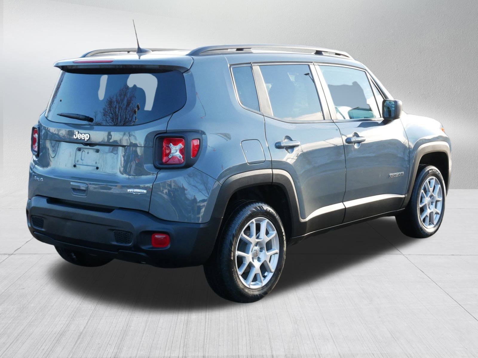 Used 2022 Jeep Renegade Latitude w/ Convenience Group image 7