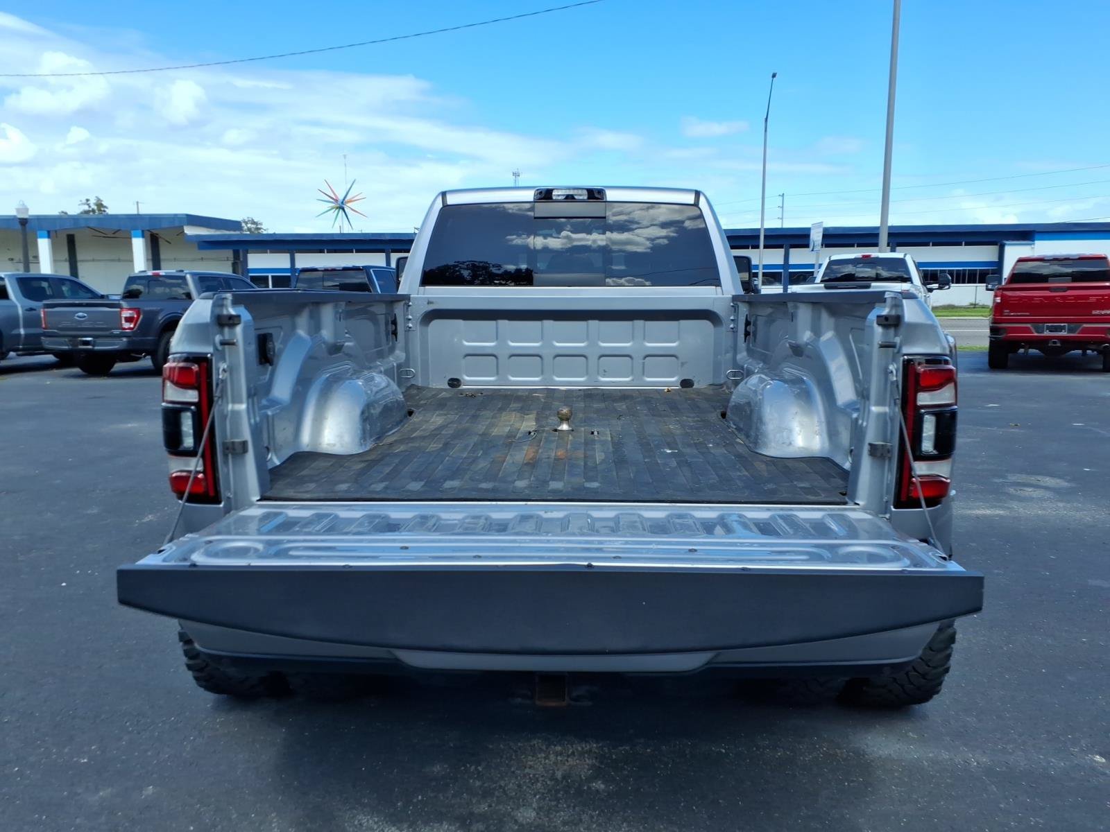Used 2023 RAM 3500 Big Horn w/ Level 2 Equipment Group AWD/4WD image 18