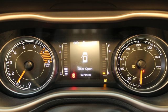 Used 2017 Jeep Cherokee Altitude image 22