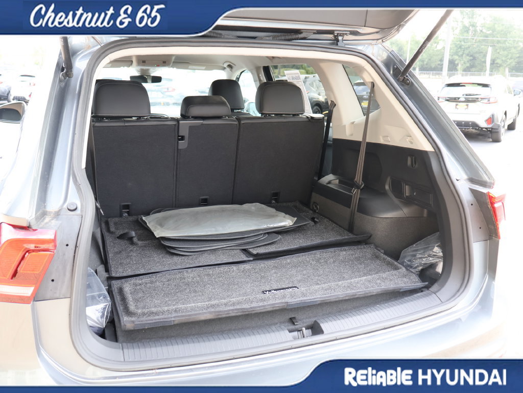 Used 2023 Volkswagen Tiguan SE FWD image 16