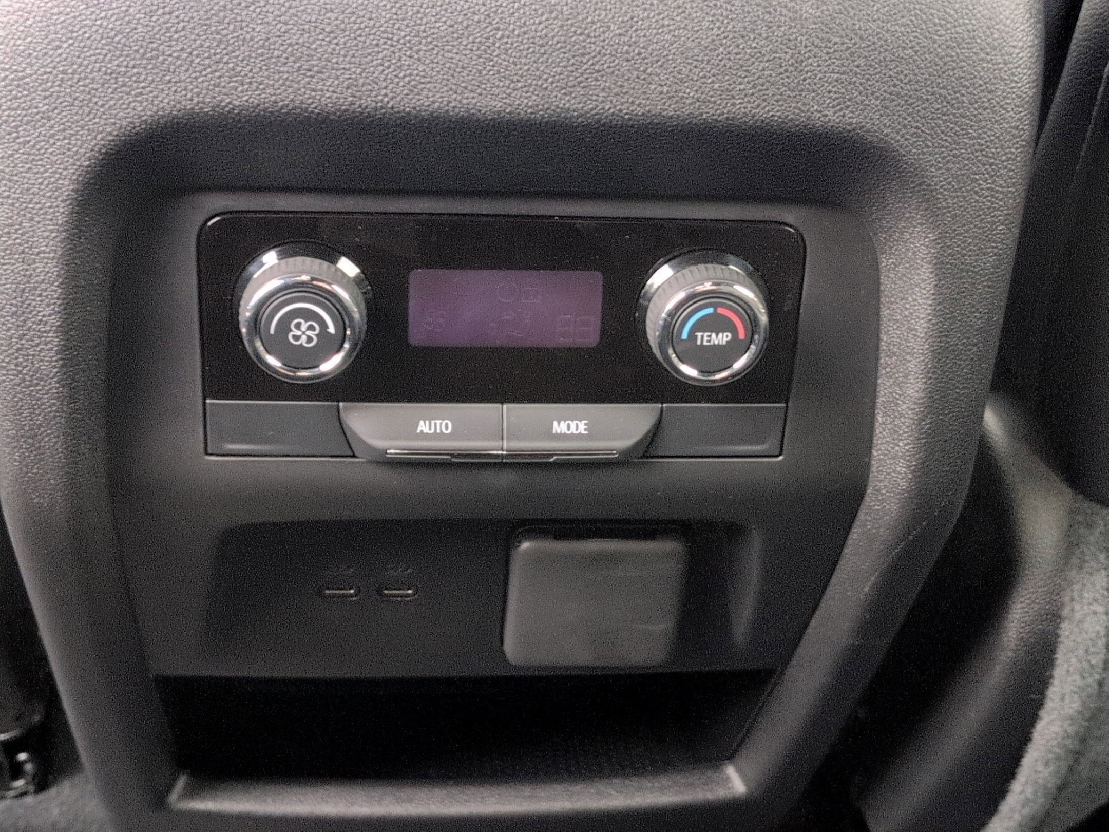 Certified 2025 Chevrolet Traverse Z71 w/ Driver Confidence Package image 33