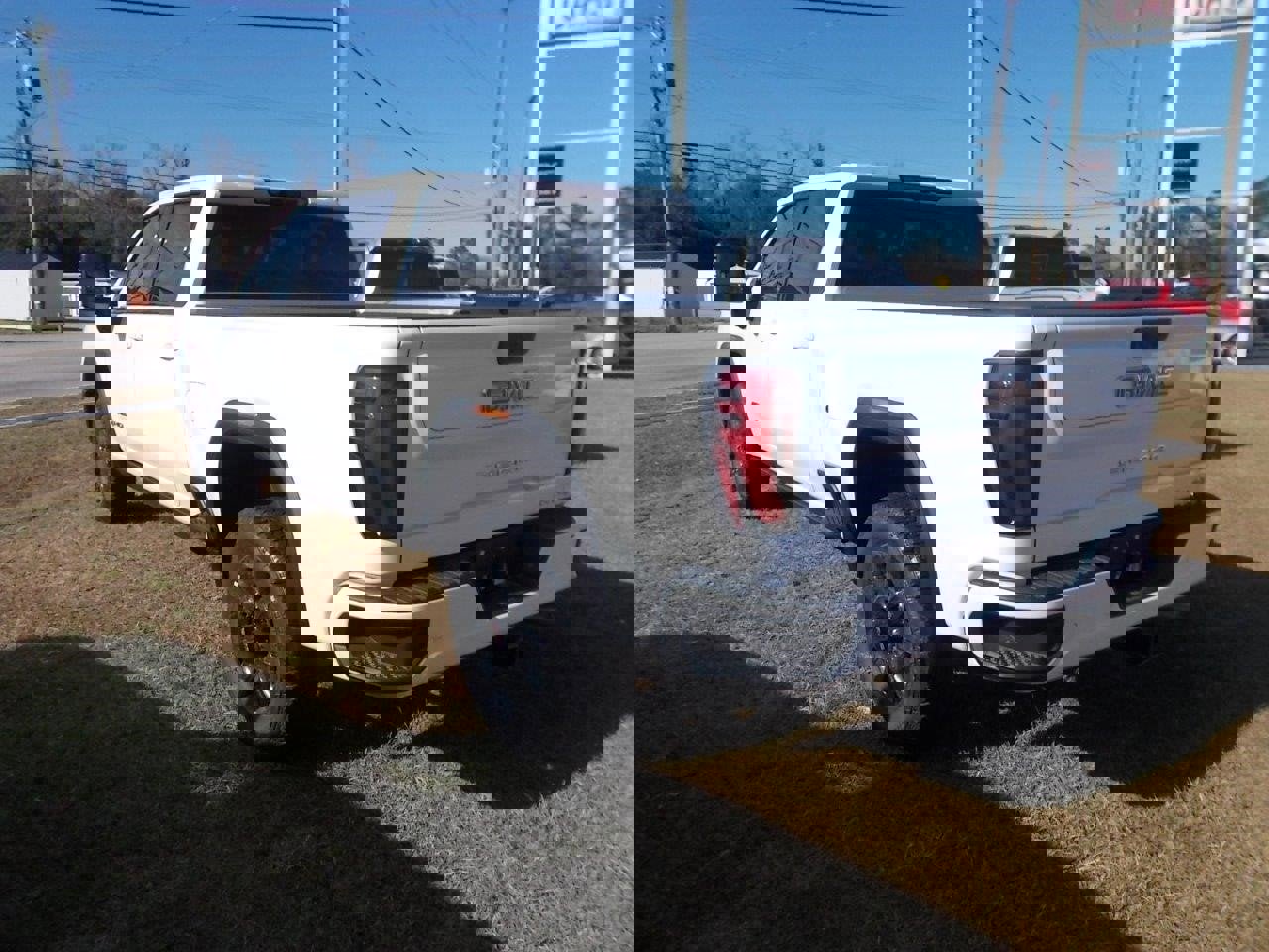 New 2026 GMC Sierra 2500 AT4 w/ AT4 Premium Plus Package image 6