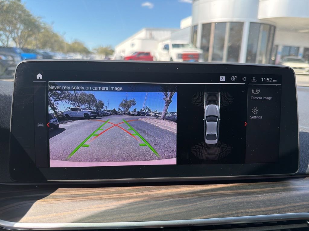 Used 2023 BMW 540i w/ M Sport Package image 12