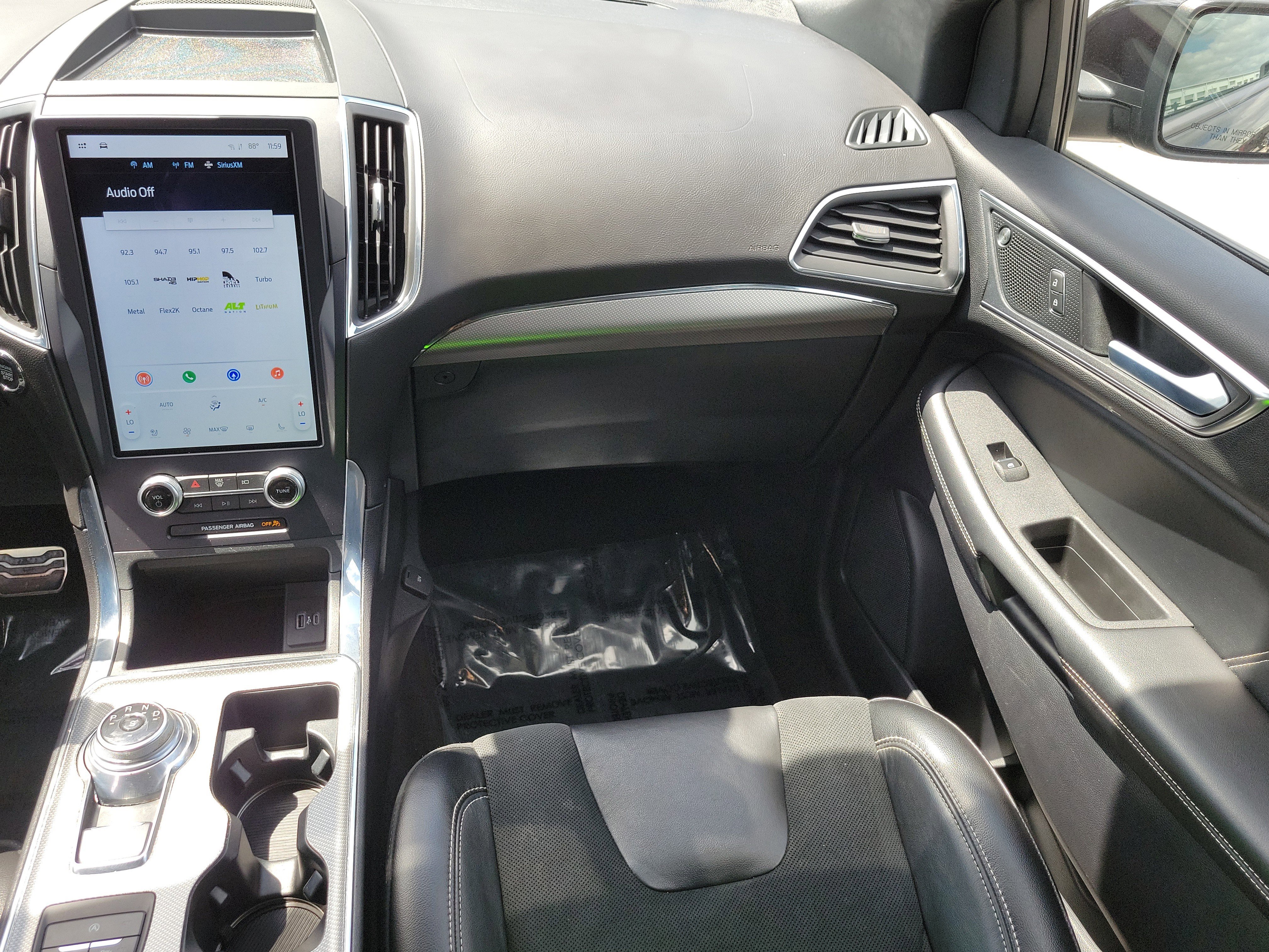 Certified 2022 Ford Edge ST w/ Equipment Group 401A AWD/4WD image 17