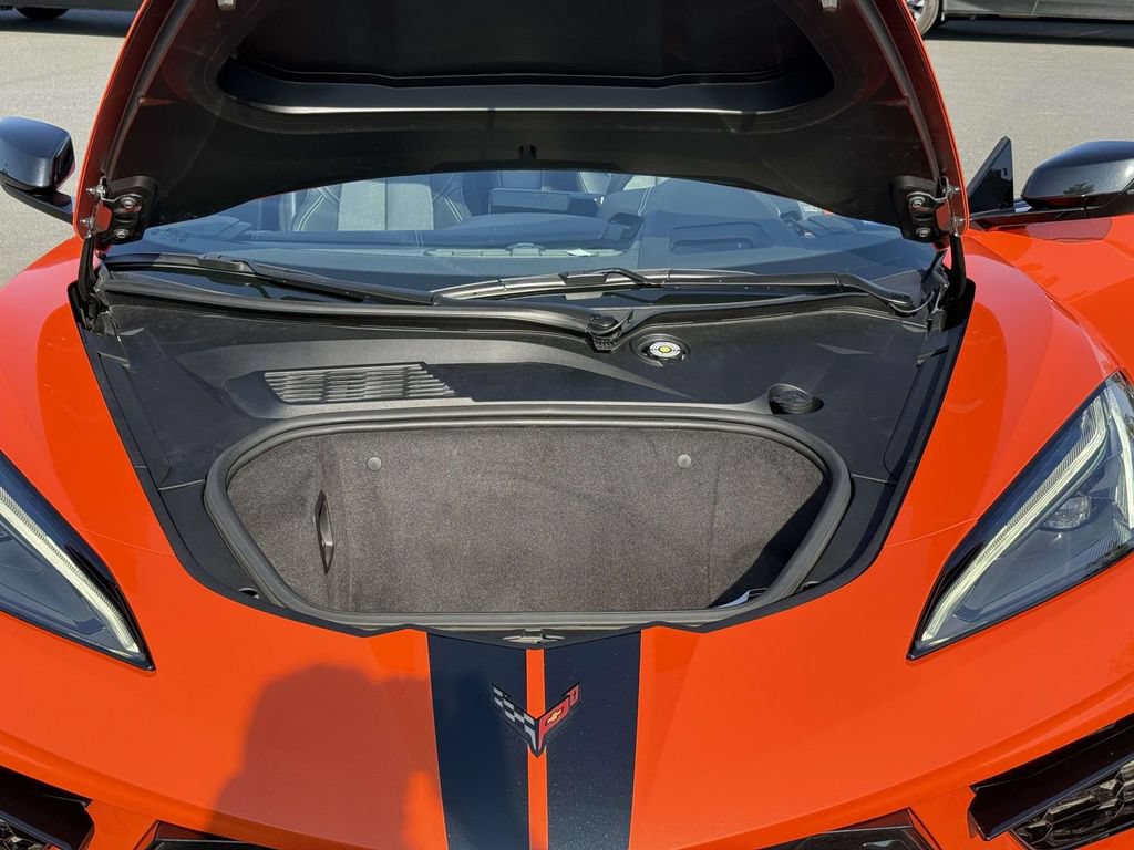 Used 2021 Chevrolet Corvette Stingray Preferred Conv w/ Z51 Performance Package RWD image 9