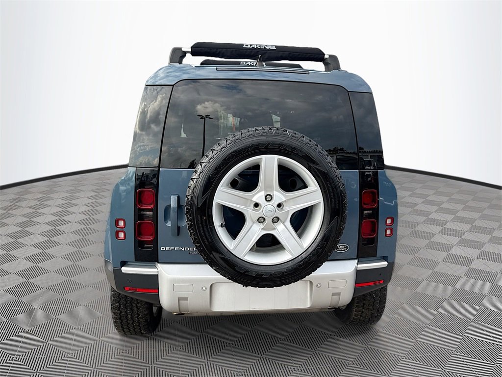 Used 2023 Land Rover Defender 90 SE image 7
