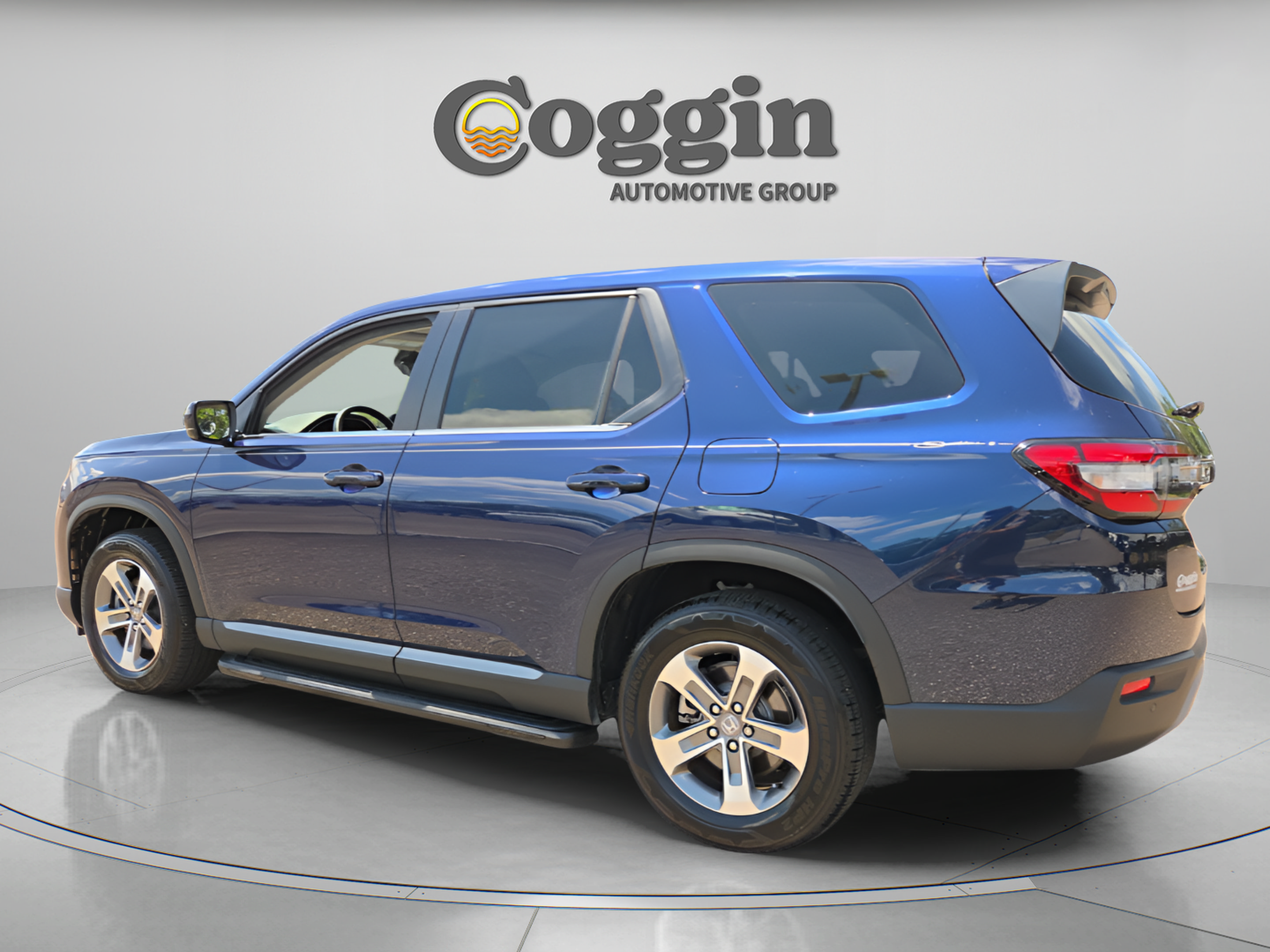 Certified 2025 Honda Pilot EX-L image 3