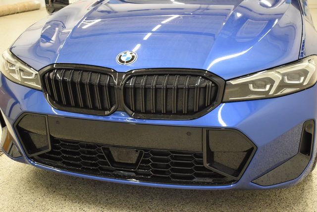 New 2026 BMW 330i xDrive Sedan w/ M Sport Package AWD/4WD image 14