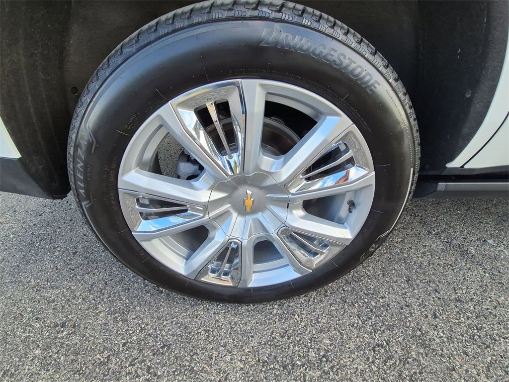 Used 2023 Chevrolet Tahoe High Country w/ Premium Package image 17