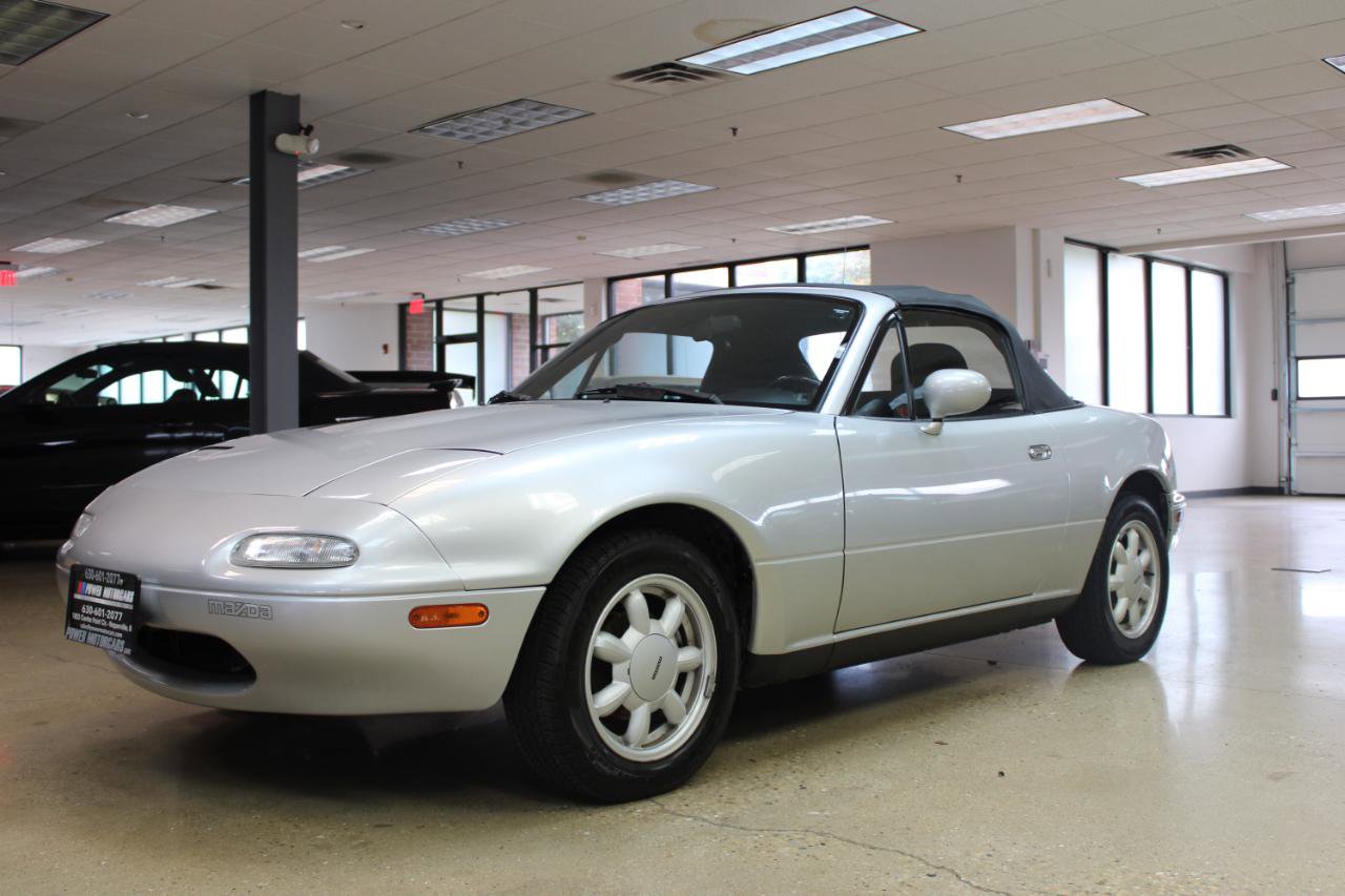 Used 1991 MAZDA MX-5 Miata RWD image 12