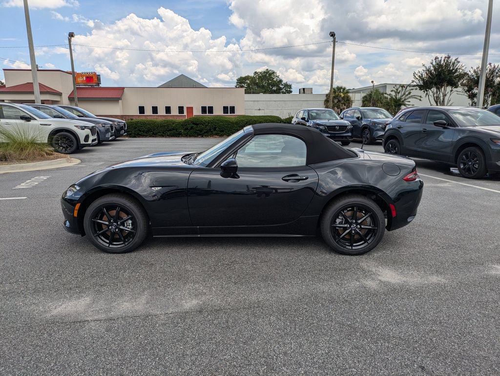 New 2026 MAZDA MX-5 Miata Sport w/ Interior Package RWD image 7