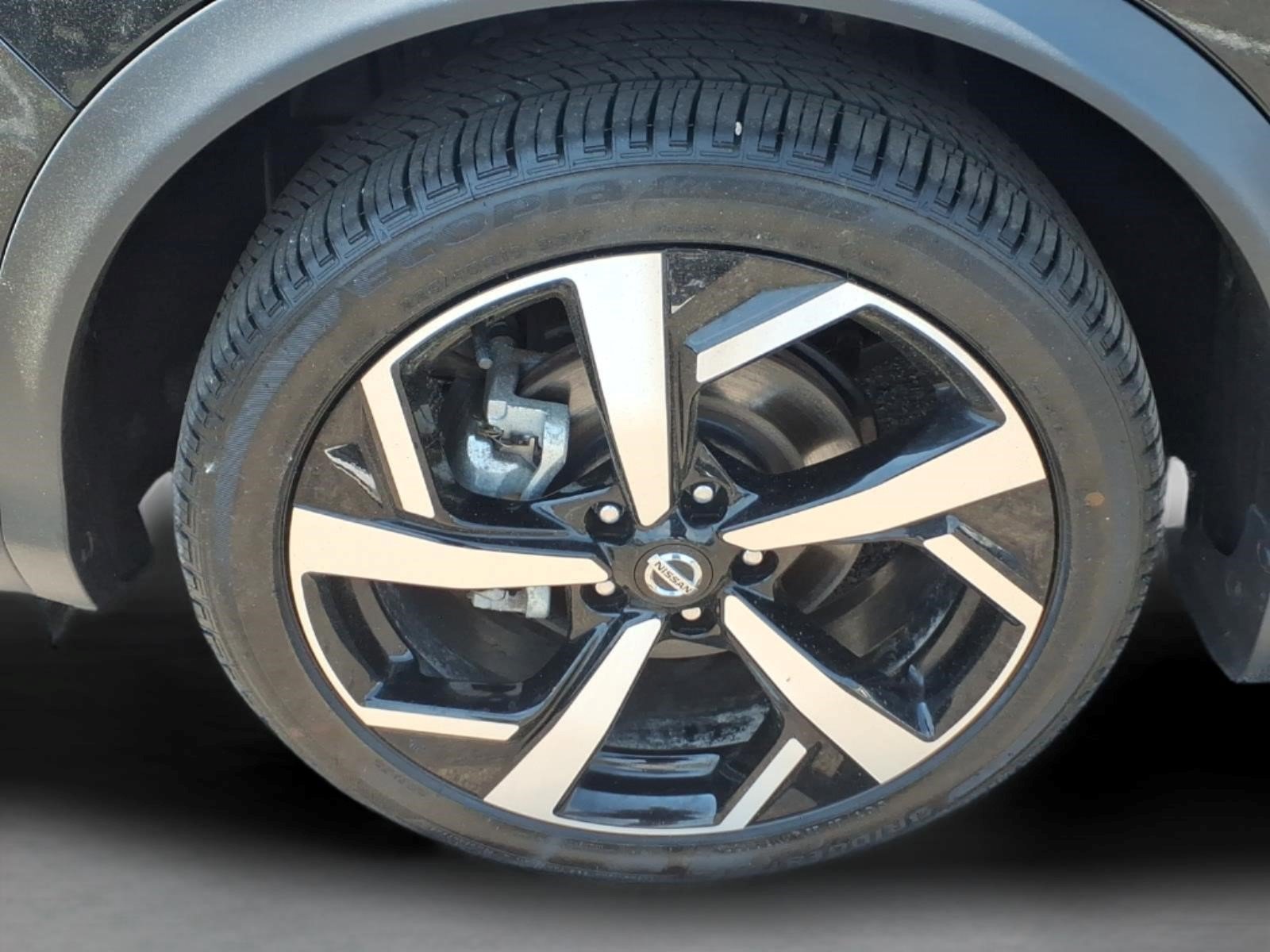 Certified 2022 Nissan Rogue Sport SL w/ Premium Package AWD/4WD image 10