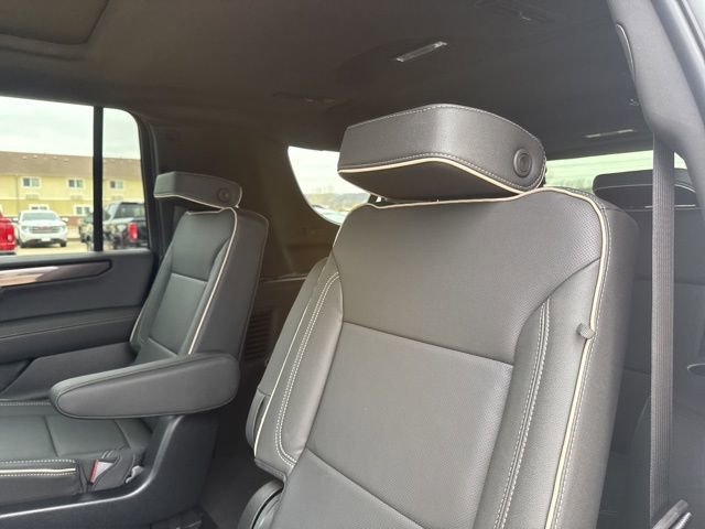 New 2026 GMC Yukon XL Elevation image 39