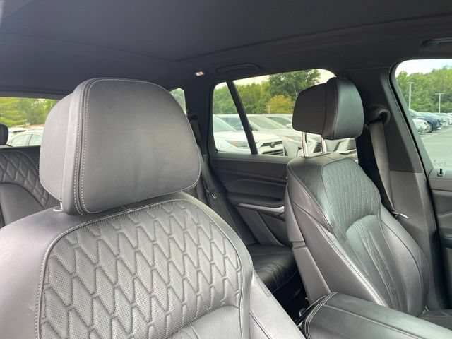 Used 2021 BMW X5 M50i AWD/4WD image 7