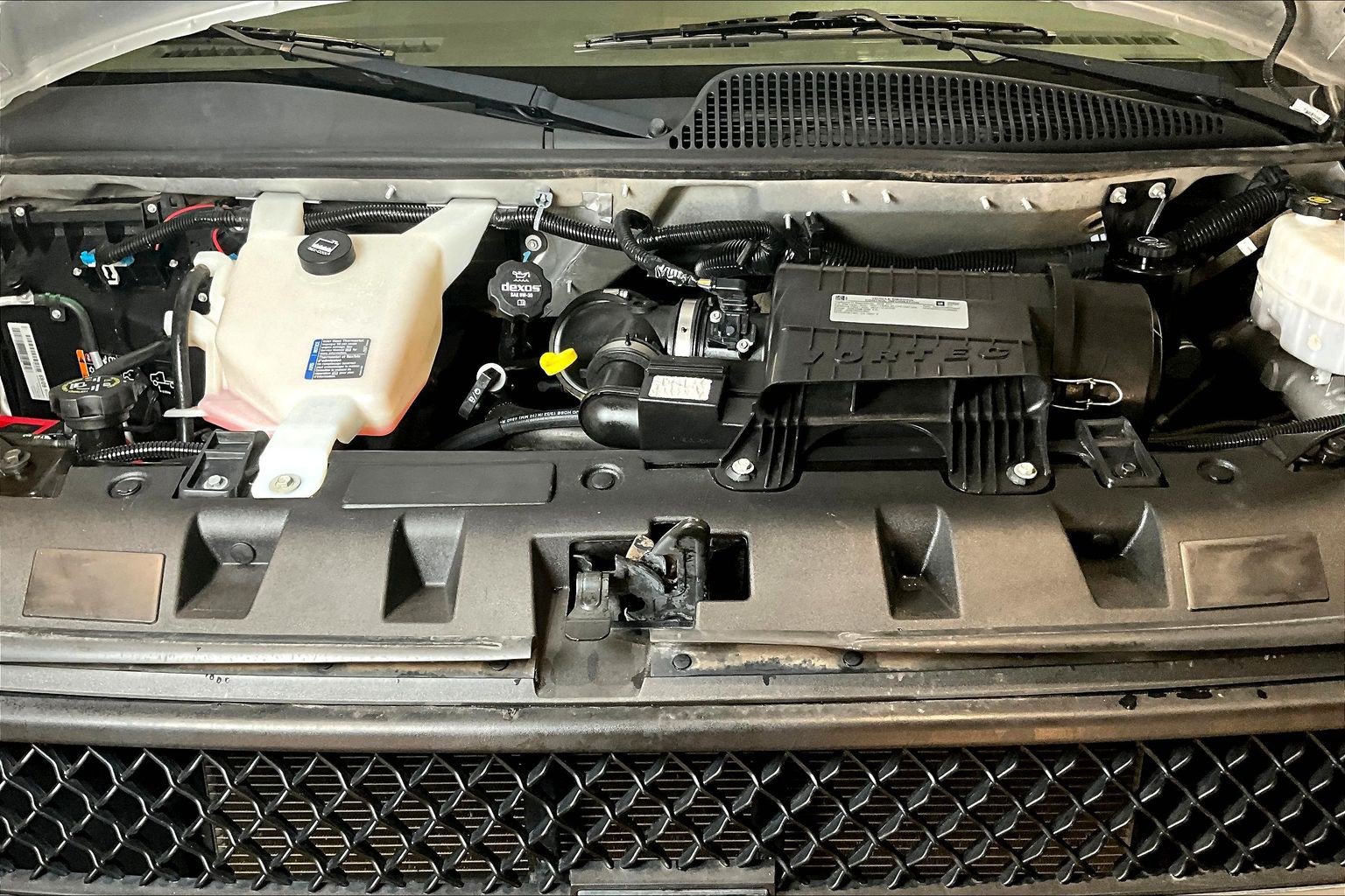 Used 2018 Chevrolet Express 3500 LT w/ LT Preferred Equipment Group RWD image 29