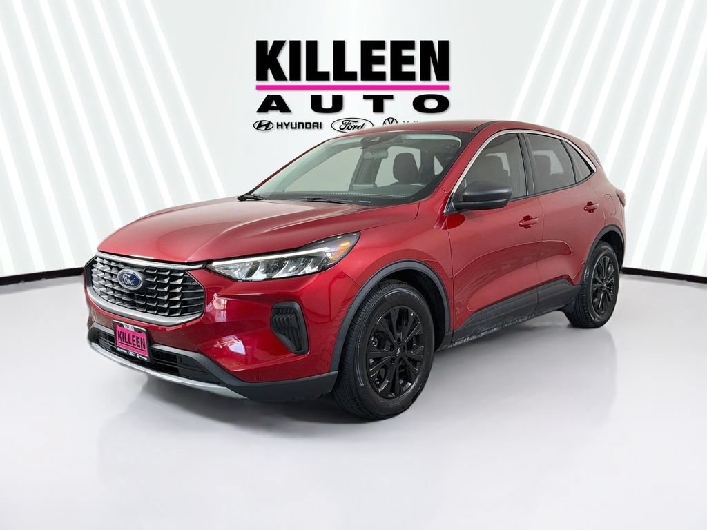 Used 2023 Ford Escape Active FWD image 3