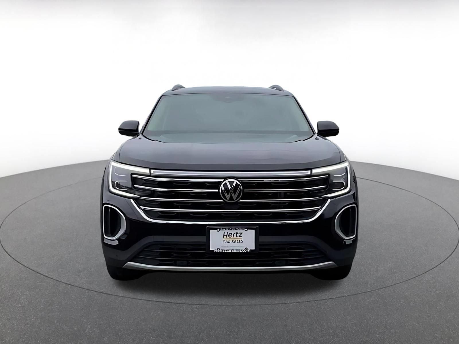 Used 2026 Volkswagen Atlas SE FWD image 4