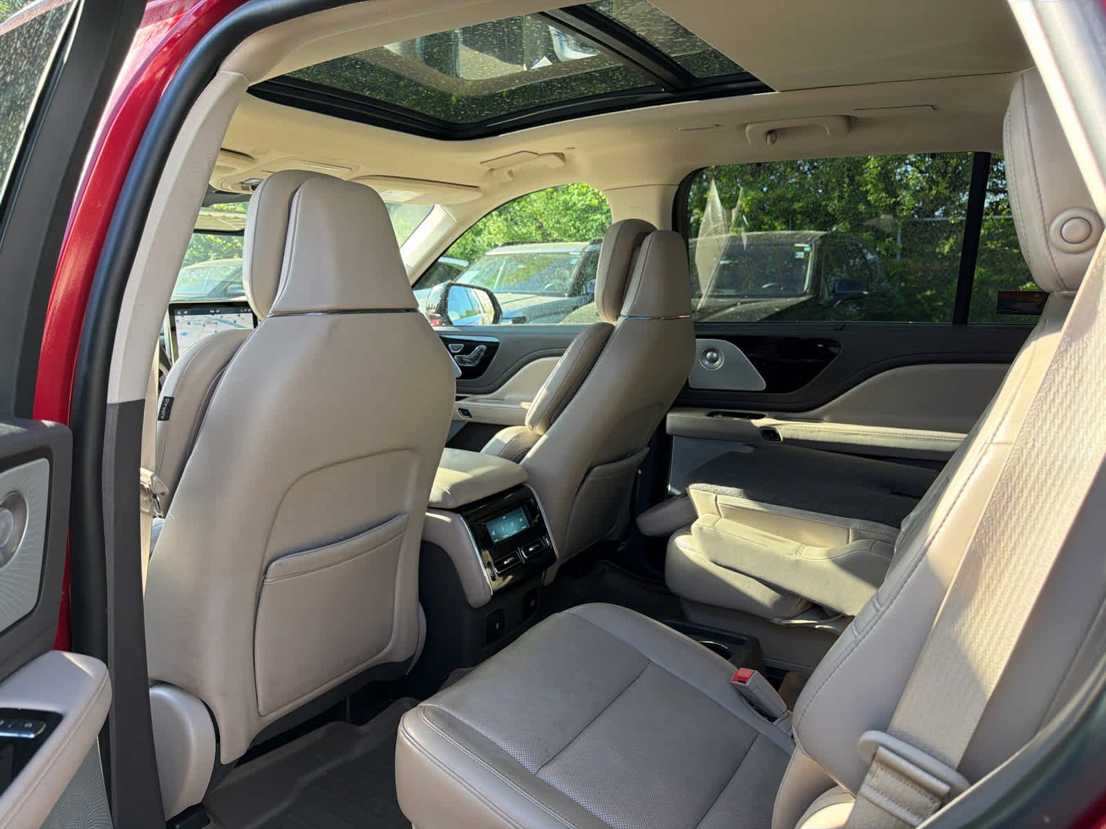Used 2020 Lincoln Aviator Reserve w/ Equipment Group 202A AWD/4WD image 6