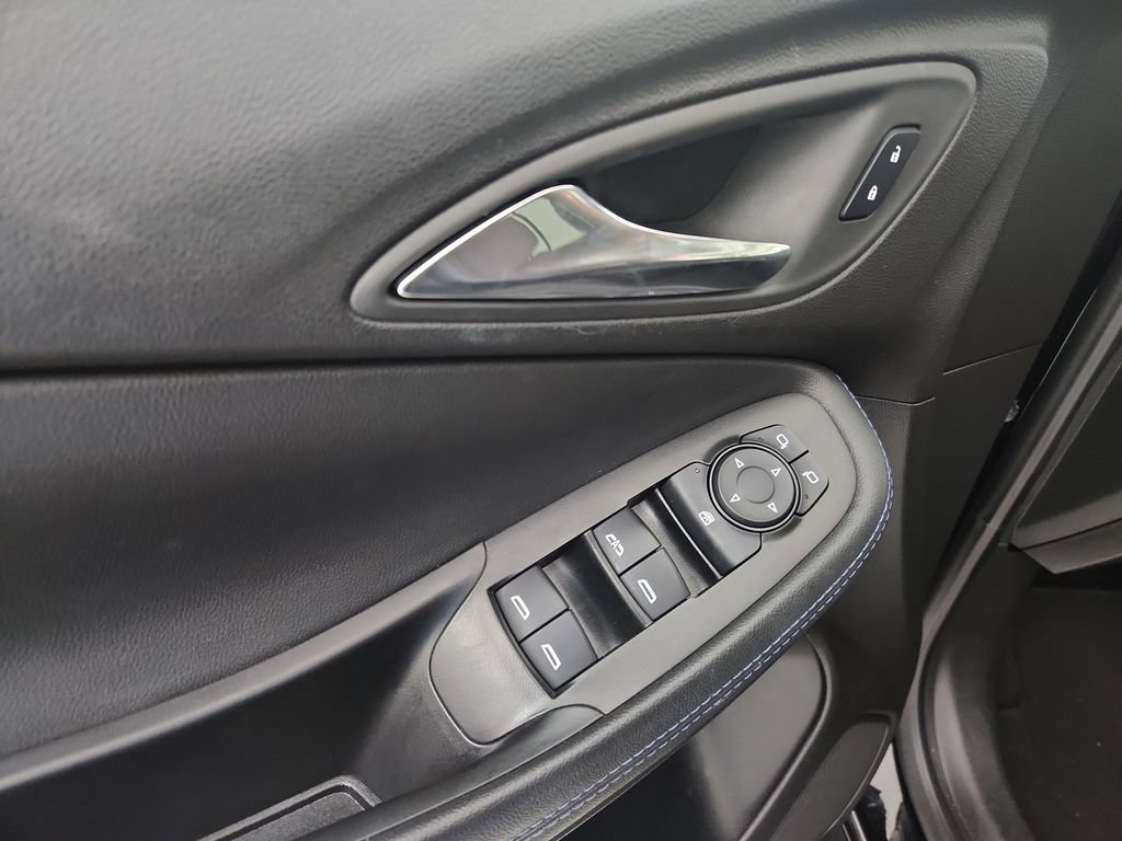 Used 2025 Buick Encore GX Sport Touring w/ Comfort Package FWD image 23