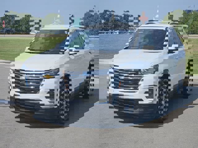 Used 2023 Chevrolet Traverse LT image 36