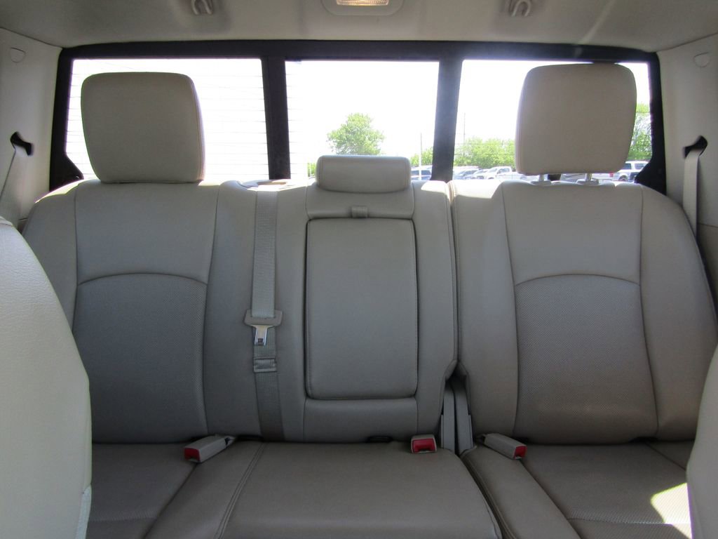 Used 2017 RAM 1500 Laramie w/ Convenience Group AWD/4WD image 23