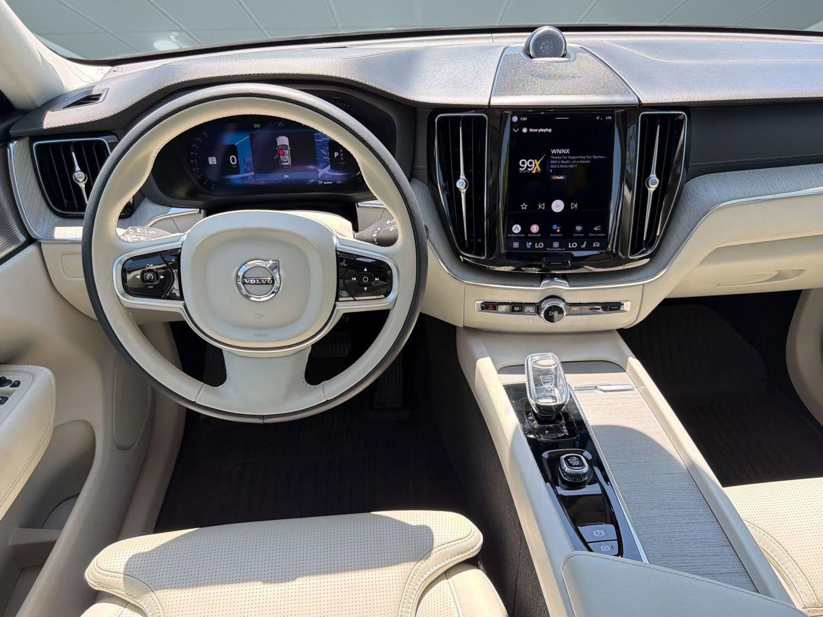 Used 2023 Volvo XC60 B5 Ultimate w/ Protection Package Premier image 27