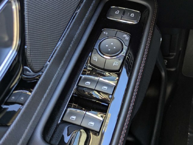 Used 2024 Lincoln Aviator AWD image 24
