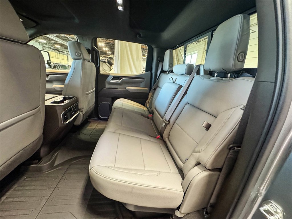 New 2026 GMC Sierra 1500 SLT w/ SLT Premium Plus Package image 18