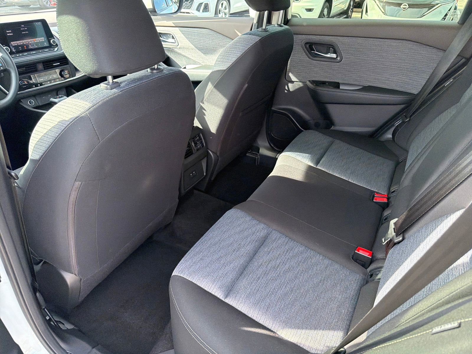 Certified 2023 Nissan Rogue SV image 18