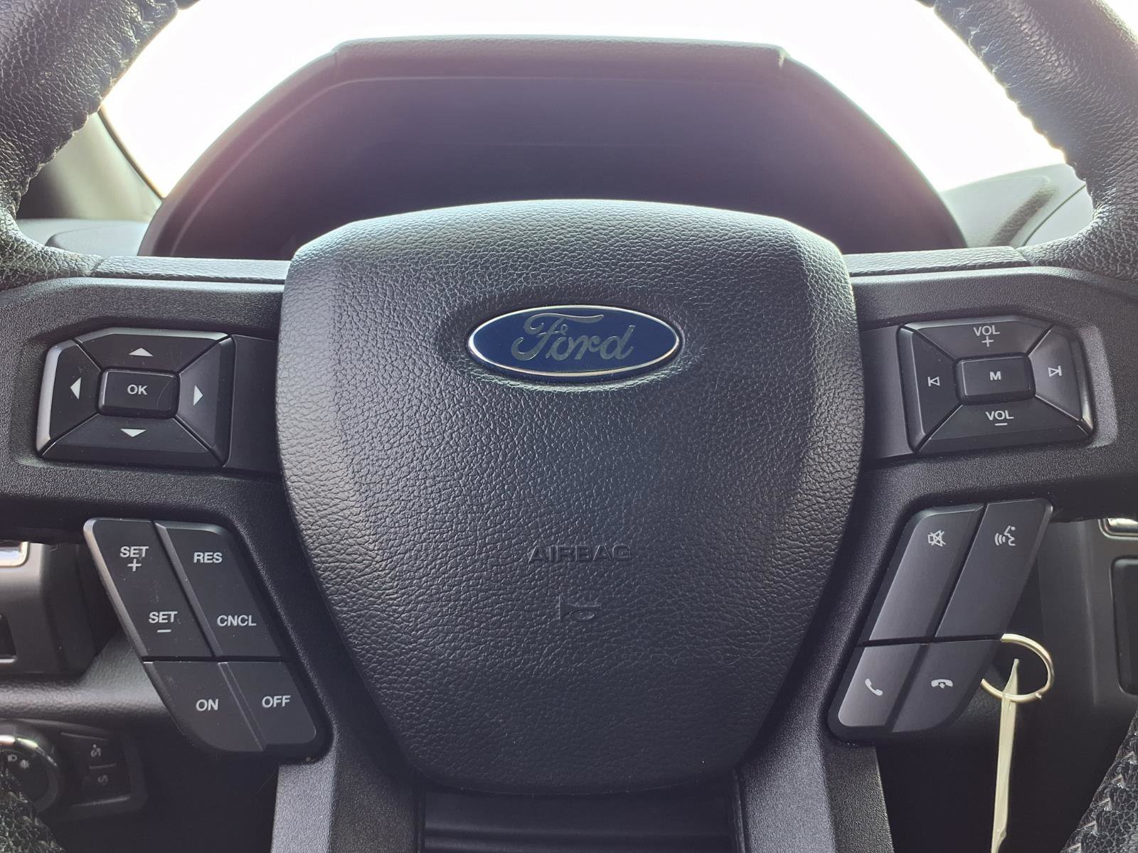 Used 2016 Ford F150 XLT w/ Equipment Group 302A Luxury image 19