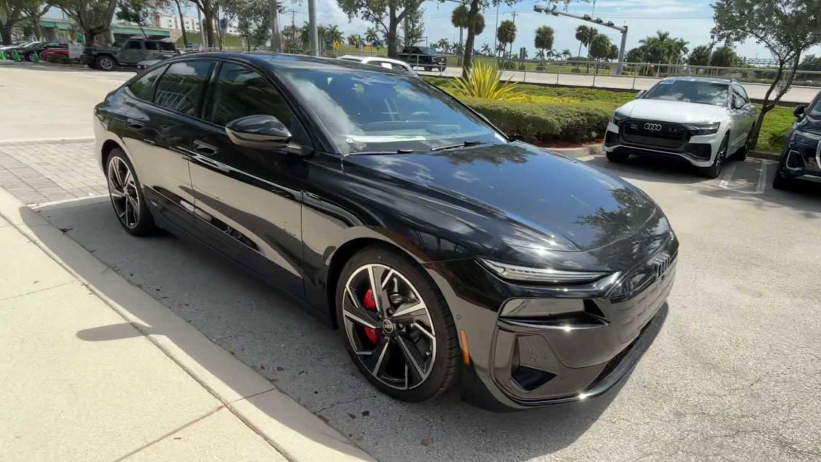 New 2025 Audi S6 e-tron Premium Plus AWD/4WD image 2