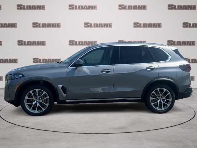 New 2026 BMW X5 xDrive40i w/ Premium Package AWD/4WD image 2
