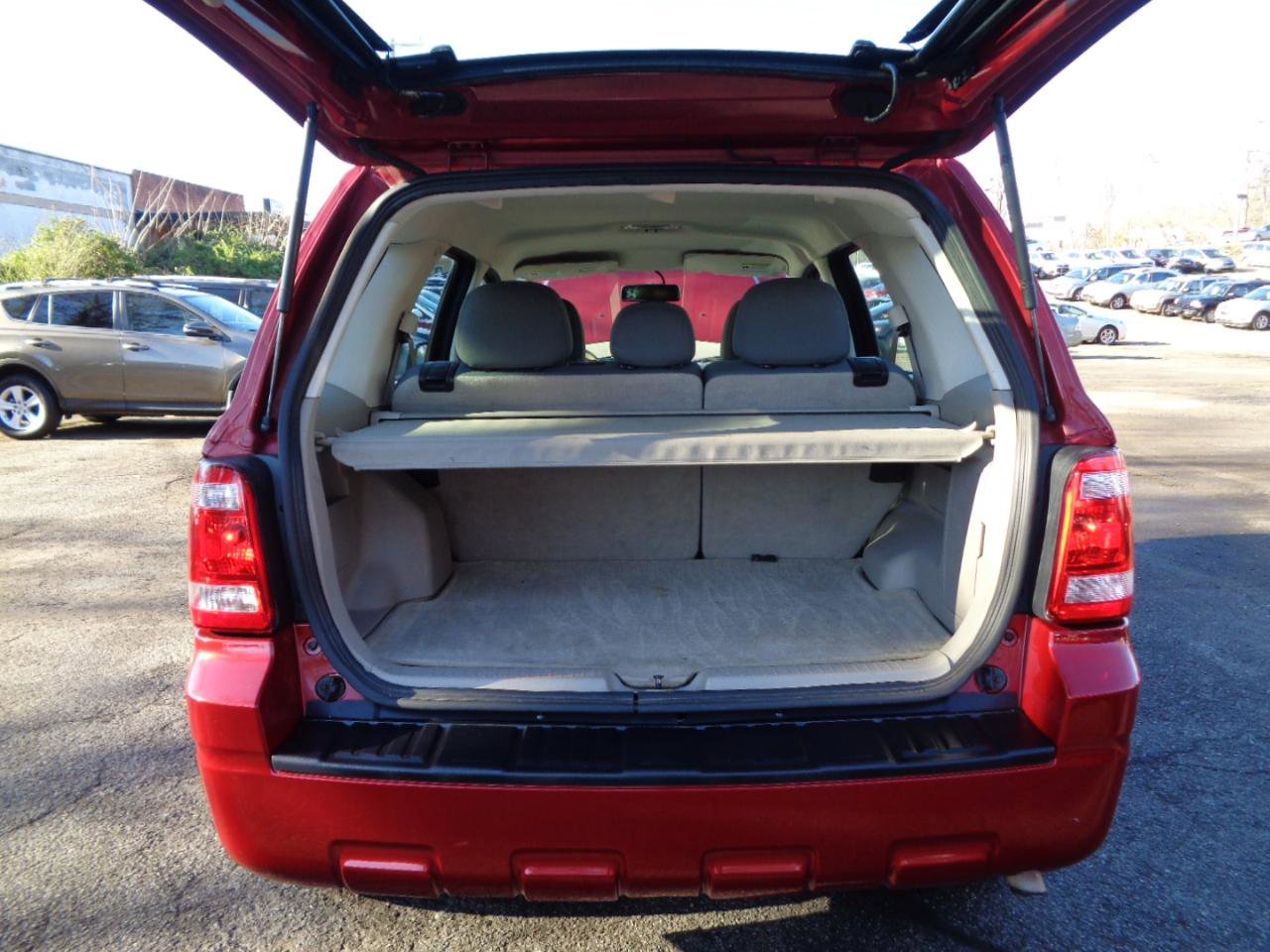 Used 2010 Ford Escape XLS FWD image 22