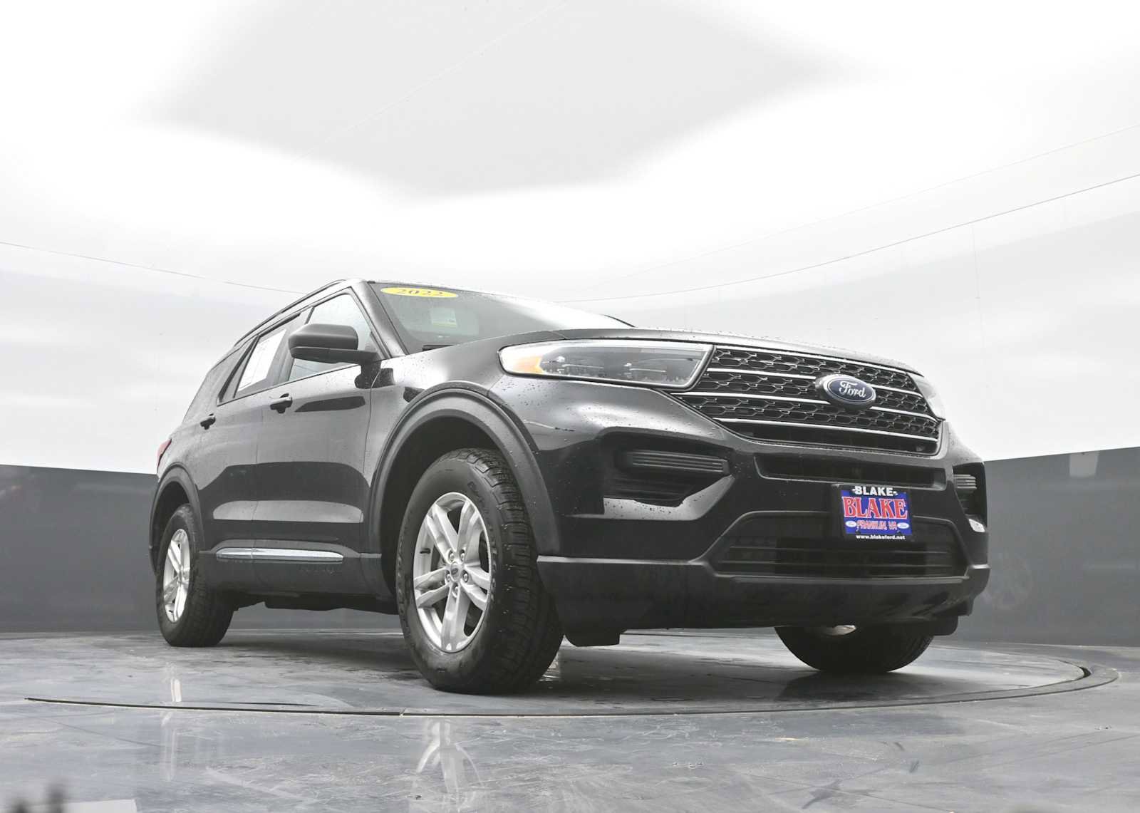 Used 2022 Ford Explorer XLT image 29