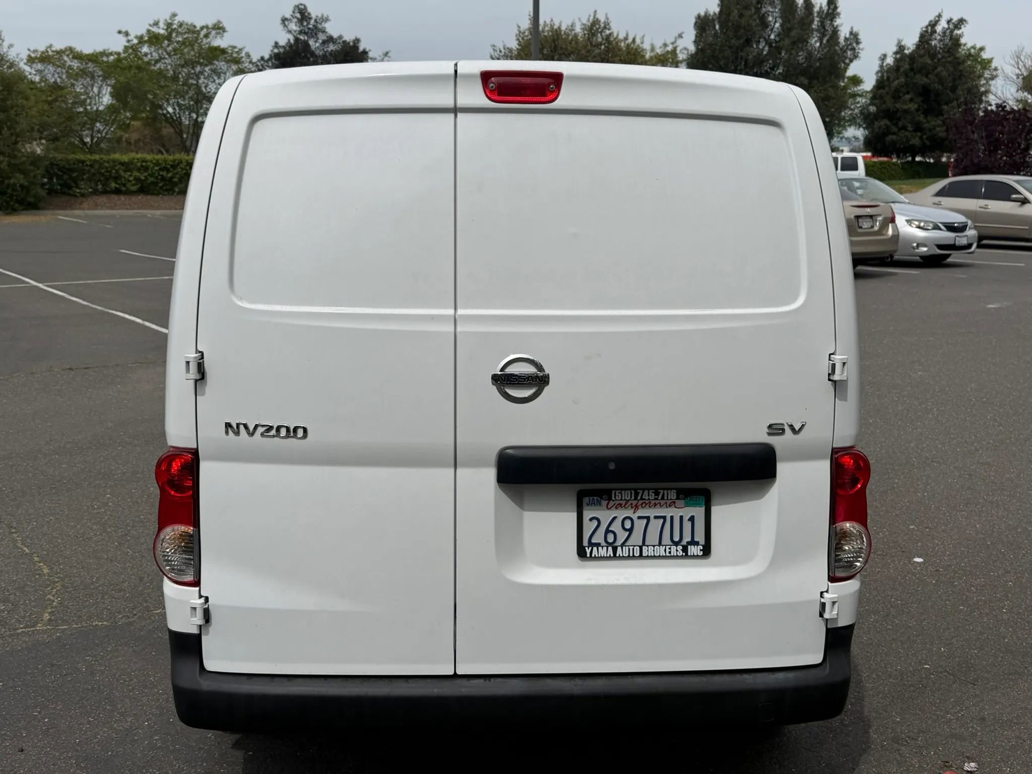 Used 2015 Nissan NV200 SV image 4