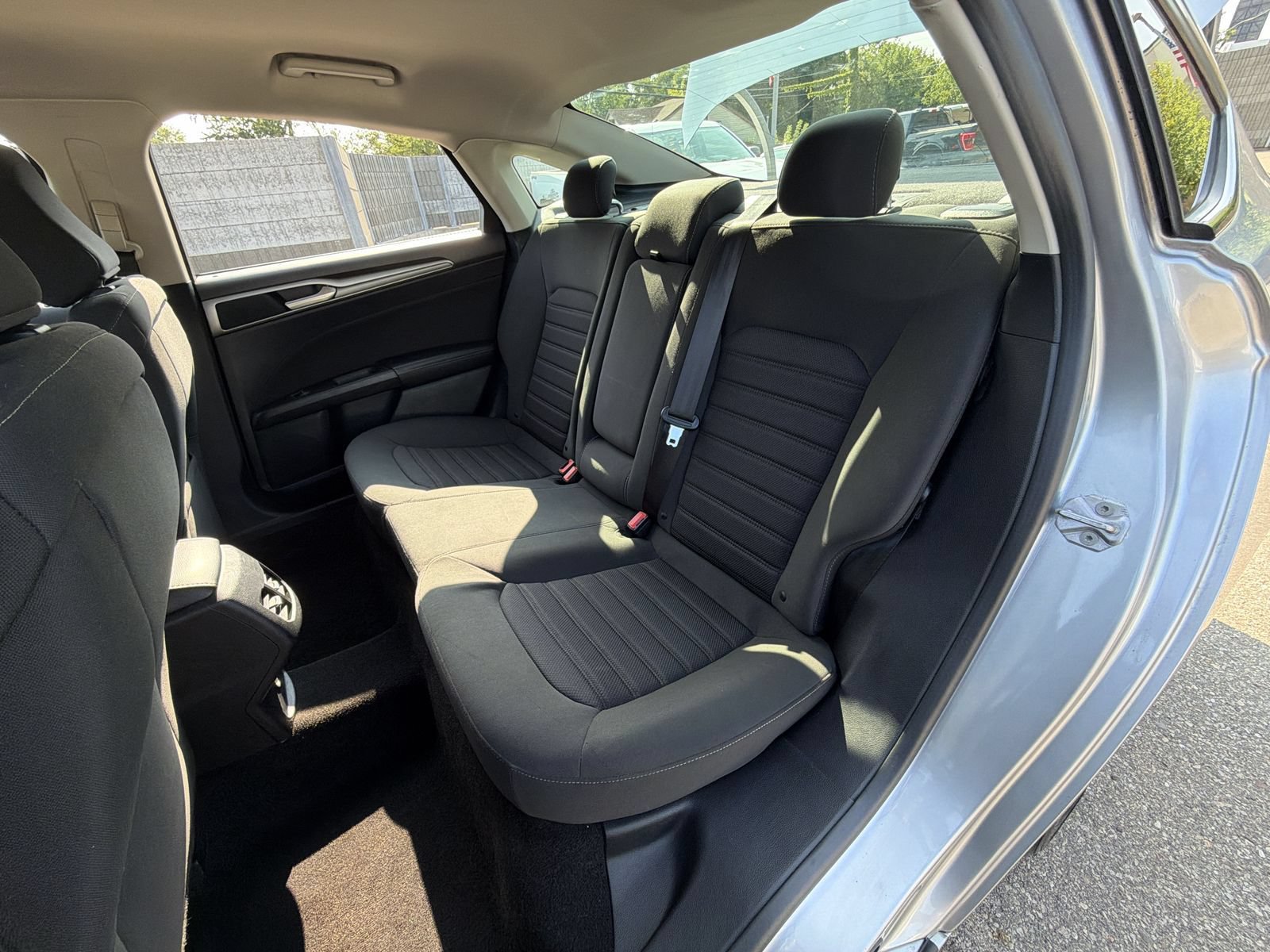 Certified 2020 Ford Fusion SE FWD image 18